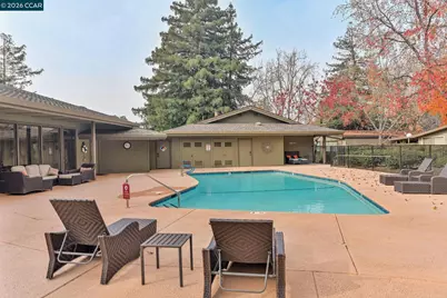 1201 Monument Blvd #76, Concord, CA 94520 - Photo 33
