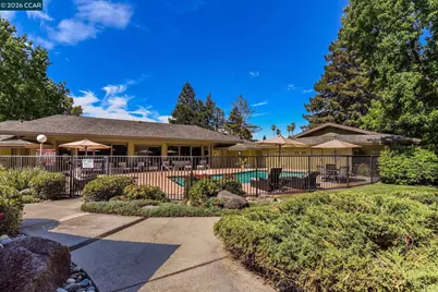 1201 Monument Blvd #76, Concord, CA 94520 - Photo 29