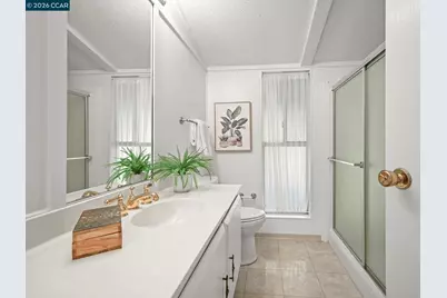 1201 Monument Blvd #76, Concord, CA 94520 - Photo 17