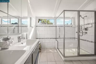 1201 Monument Blvd #76, Concord, CA 94520 - Photo 21