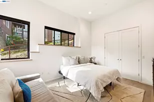 45 Homeglen Ln, Oakland, CA 94611 - Photo 37