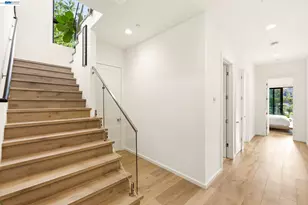 45 Homeglen Ln, Oakland, CA 94611 - Photo 27