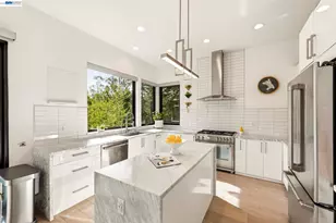 45 Homeglen Ln, Oakland, CA 94611 - Photo 21