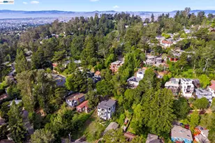 45 Homeglen Ln, Oakland, CA 94611 - Photo 47