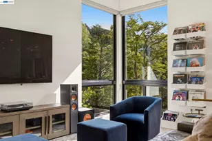 45 Homeglen Ln, Oakland, CA 94611 - Photo 9