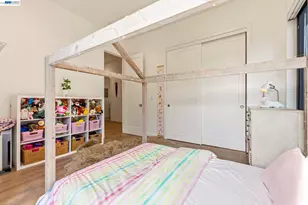 45 Homeglen Ln, Oakland, CA 94611 - Photo 43