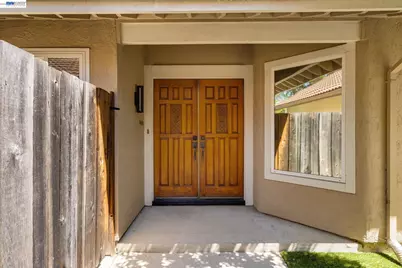 11752 Betlen Dr, Dublin, CA 94568 - Photo 3