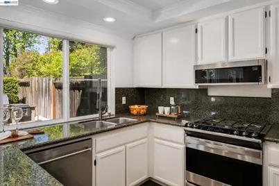 11752 Betlen Dr, Dublin, CA 94568 - Photo 25