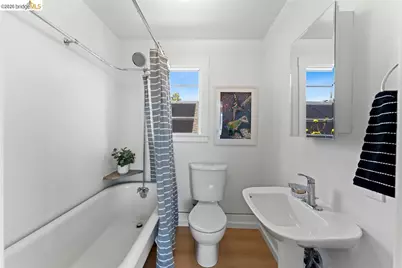 5332 Locksley Ave, Oakland, CA 94618 - Photo 27