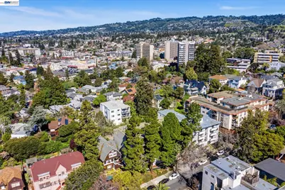 625 El Dorado Ave #106, Oakland, CA 94611 - Photo 33