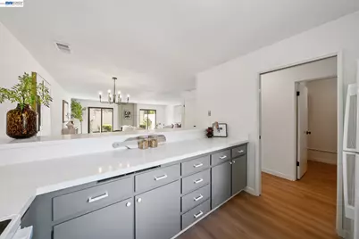 3343 Solomon Ln, Alameda, CA 94502 - Photo 7