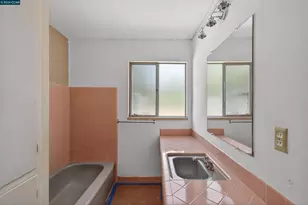 10 Corte Sombrita, Orinda, CA 94563 - Photo 31