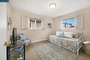 630 Larchmont Isle, Alameda, CA 94501 - Photo 17