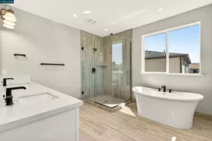 2237 Vandeleur Dr, Napa, CA 94558 - Photo 31