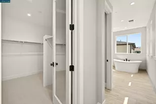 2237 Vandeleur Dr, Napa, CA 94558 - Photo 29