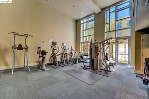 585 9th St, Oakland, CA 94607 - Photo 31