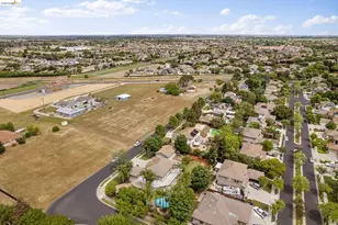1060 Cambrian Pl, Brentwood, CA 94513 - Photo 61