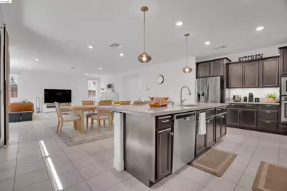 1414 Orlando Blvd, Mountain House, CA 95391 - Photo 5