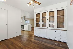 275 Burnett Ave, Morgan Hill, CA 95037 - Photo 7