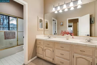 4640 Kingswood Dr, Danville, CA 94506 - Photo 27