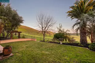 4640 Kingswood Dr, Danville, CA 94506 - Photo 47