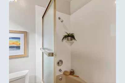 1055 47th St, Emeryville, CA 94608 - Photo 21