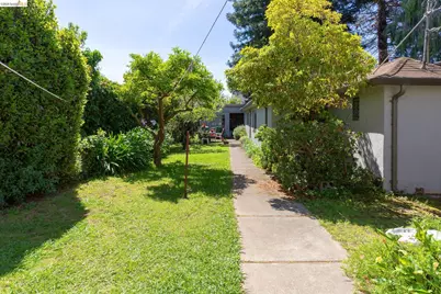 1055 47th St, Emeryville, CA 94608 - Photo 23