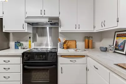 1055 47th St, Emeryville, CA 94608 - Photo 11