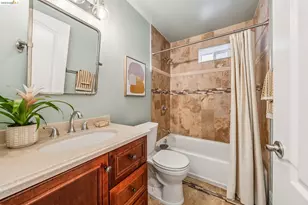 848 33rd St, Oakland, CA 94608 - Photo 39