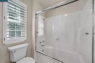 402 Chupcan Pl, Clayton, CA 94517 - Photo 33