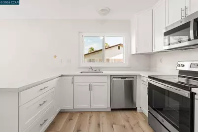 2120 Sugartree Drive, Pittsburg, CA 94565 - Photo 11