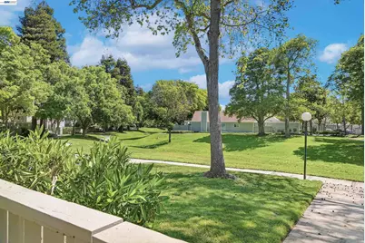 7518 Rosedale Ct, Pleasanton, CA 94588 - Photo 45