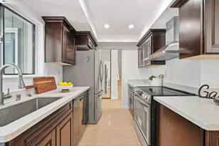 7518 Rosedale Ct, Pleasanton, CA 94588 - Photo 9