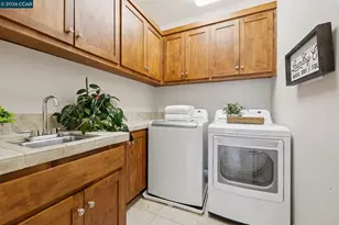 1980 Meadow Rd, Walnut Creek, CA 94595 - Photo 43