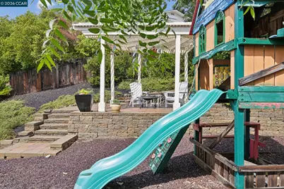 1980 Meadow Rd, Walnut Creek, CA 94595 - Photo 49