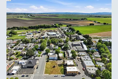 204 Street, Isleton, CA 95641 - Photo 9