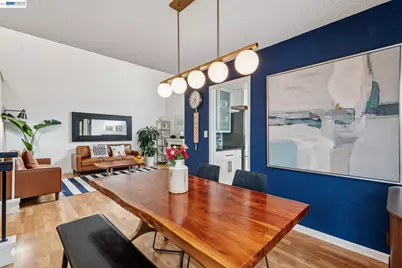 1129 Clarke Ln, Alameda, CA 94502 - Photo 9