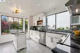 1129 Clarke Ln, Alameda, CA 94502 - Photo 15