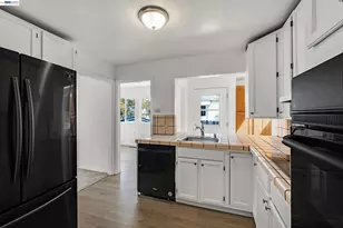 1947 E St, Hayward, CA 94541 - Photo 9