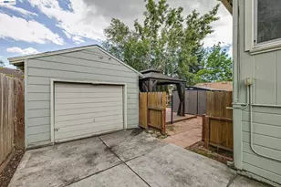 1947 E St, Hayward, CA 94541 - Photo 31