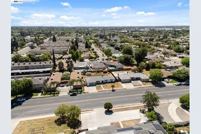 4874 Clinton, Fresno, CA 93703 - Photo 35