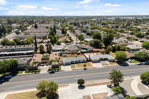 4874 Clinton, Fresno, CA 93703 - Photo 35