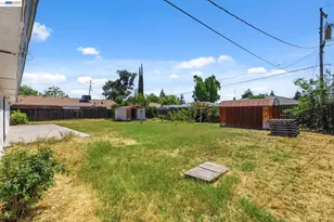 4874 Clinton, Fresno, CA 93703 - Photo 29