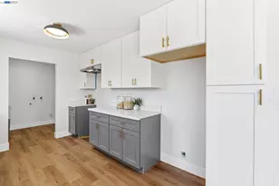 4874 Clinton, Fresno, CA 93703 - Photo 13