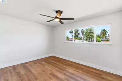 4874 Clinton, Fresno, CA 93703 - Photo 21