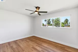 4874 Clinton, Fresno, CA 93703 - Photo 21