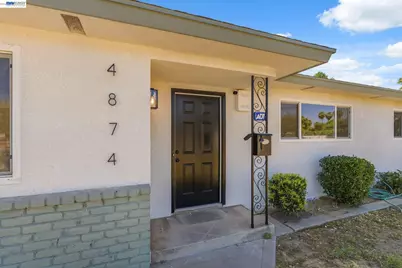 4874 Clinton, Fresno, CA 93703 - Photo 7