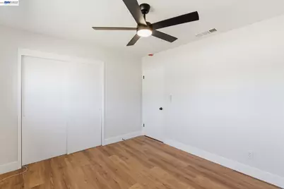 4874 Clinton, Fresno, CA 93703 - Photo 19