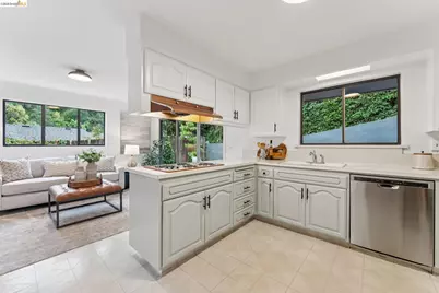 7 Cavanaugh, Piedmont, CA 94610 - Photo 19