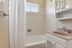 559 Cherry Way, Hayward, CA 94541 - Photo 45